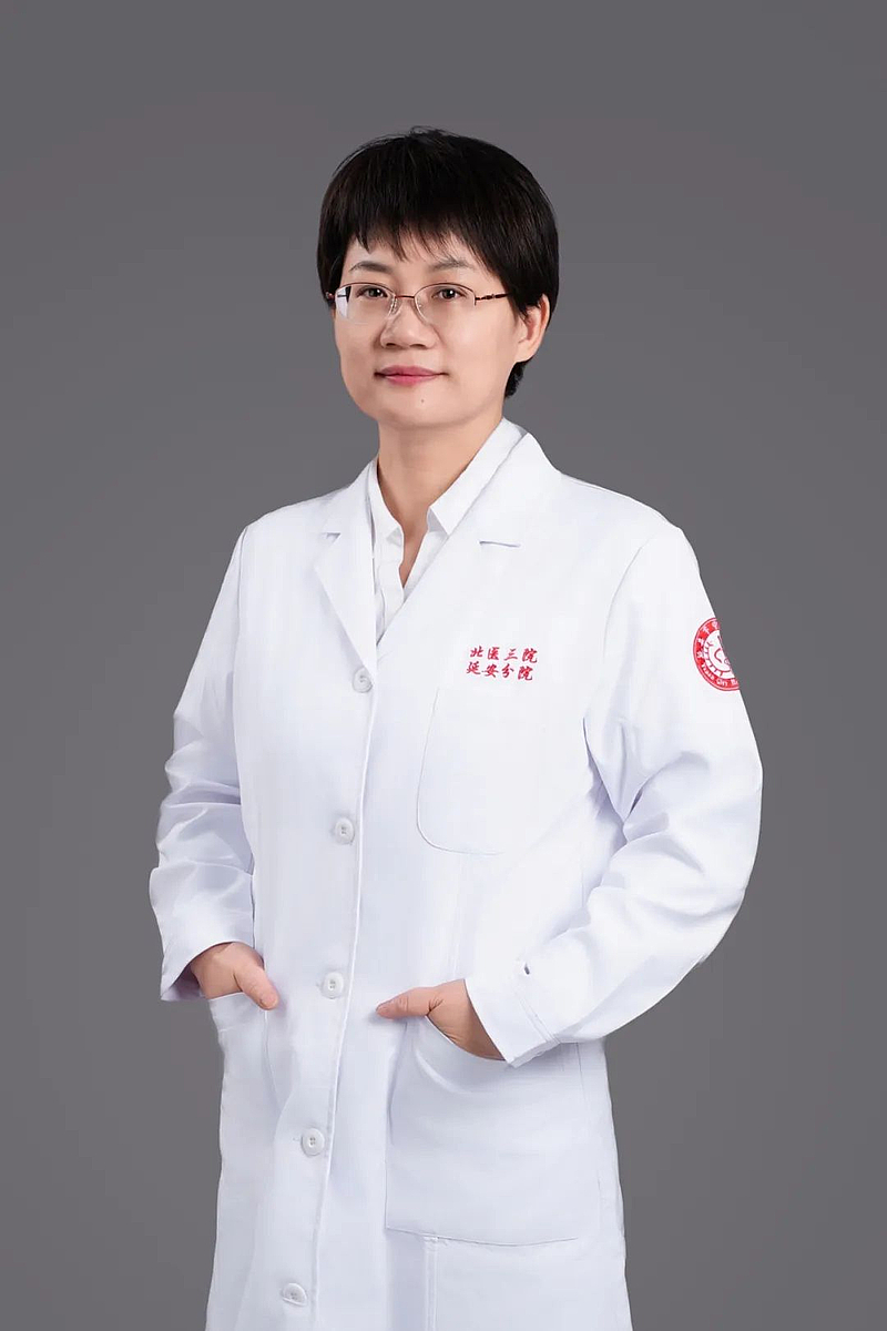 赵海燕 医学博士 主任医师 脑病科学术主任李  琳