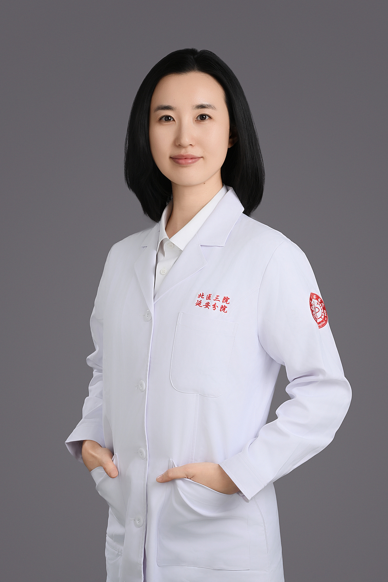 郭雨欣 医学博士 副主任医师 眼科学术主任