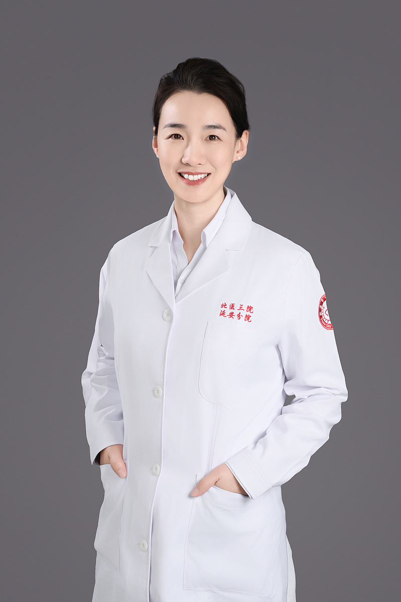 张 珂 医学博士  主任医师 副教授 耳鼻咽喉科学术主任