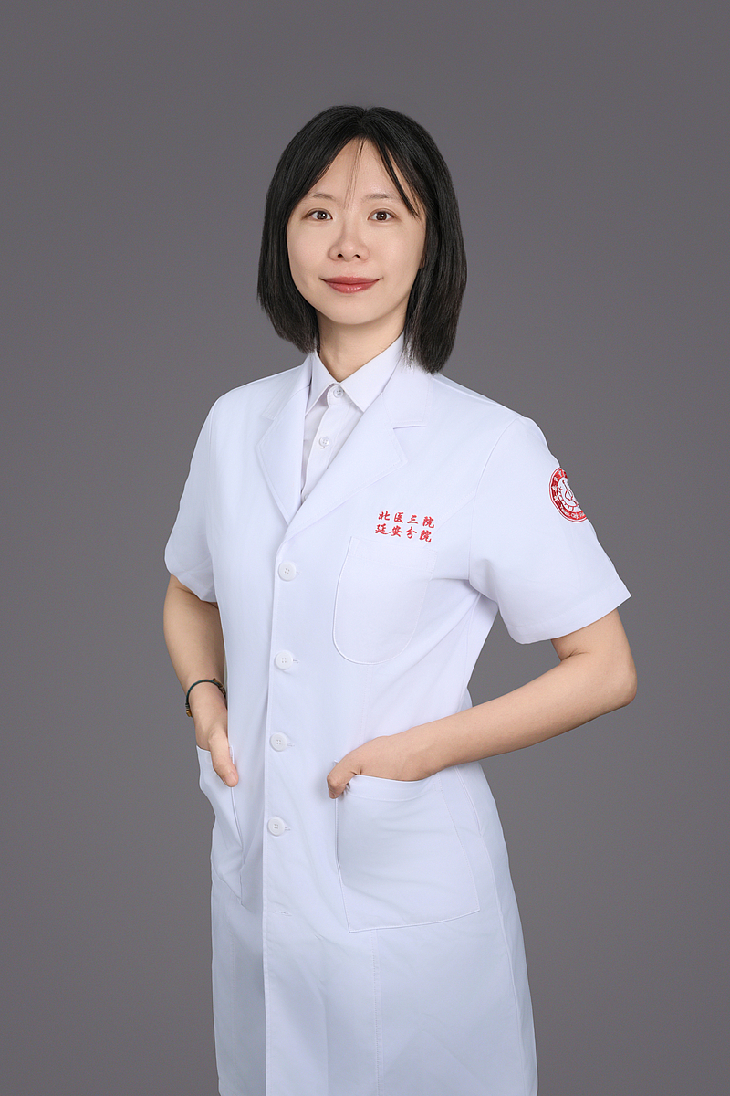 赵  晨  北京大学第三医院 医学博士 副主任医师 脑病科学术主任